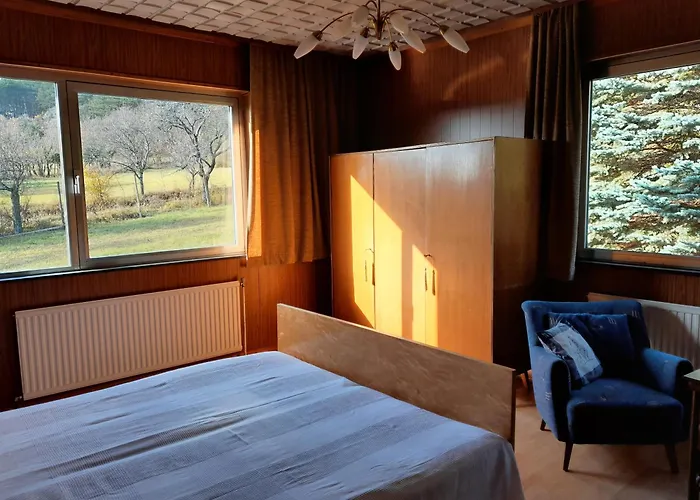 Am Waldrand Mit Fernblick * Hettmannsdorf